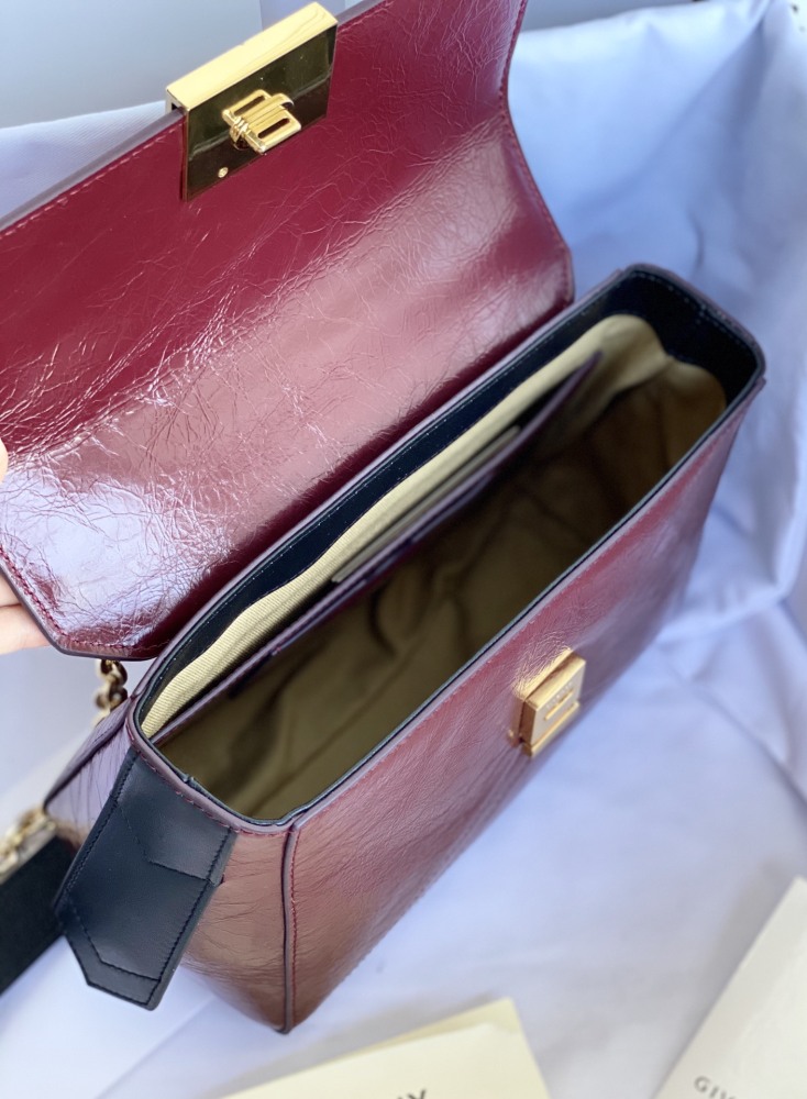 Givenchy 🇫🇷 GV3 ID Bag 9404 Mirror Boutique