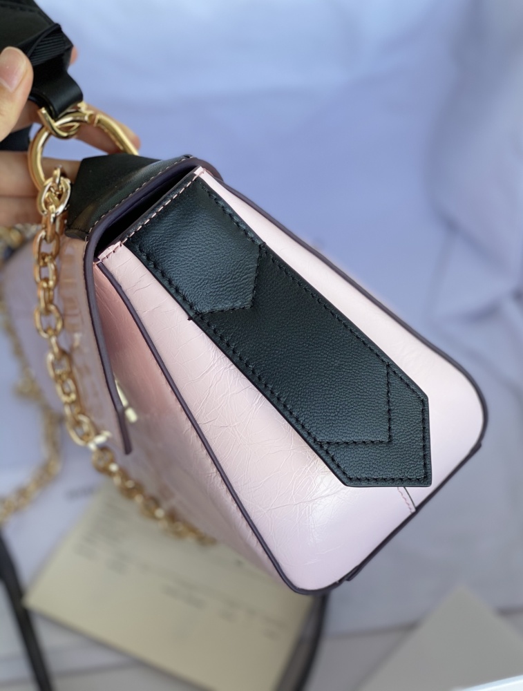 Givenchy 🇫🇷 GV3 ID Bag 9404 Mirror Boutique