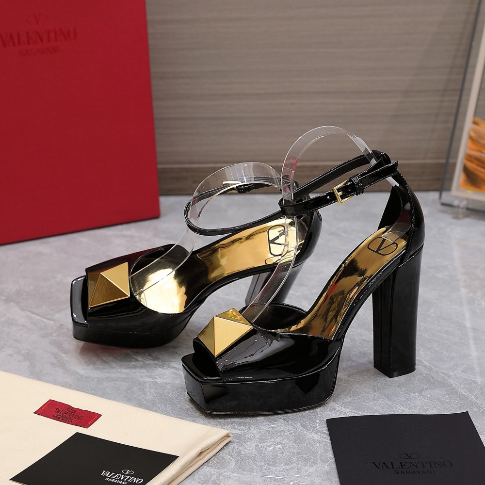 Valentino Sandals 2022SS
