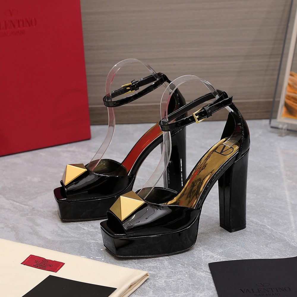 Valentino Sandals 2022SS