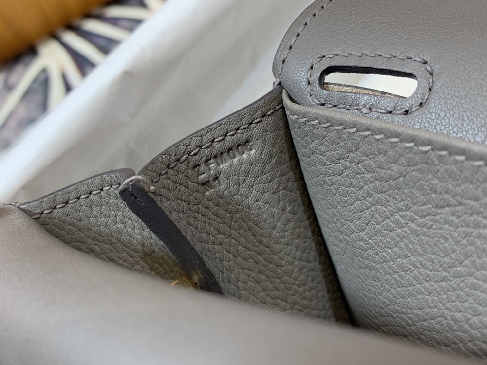 Hermès mini Halzan 22 Mirror Boutique（semi hand stitched）