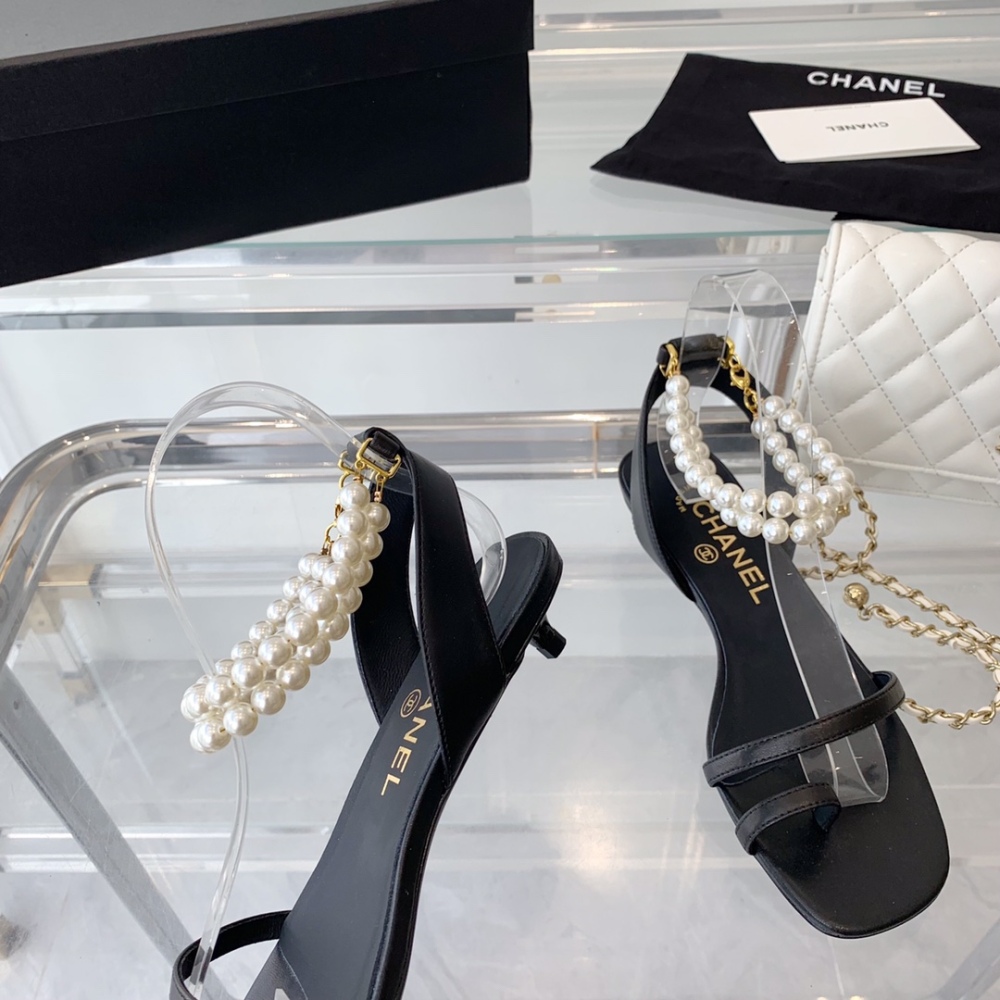 Chanel sandals 3cm