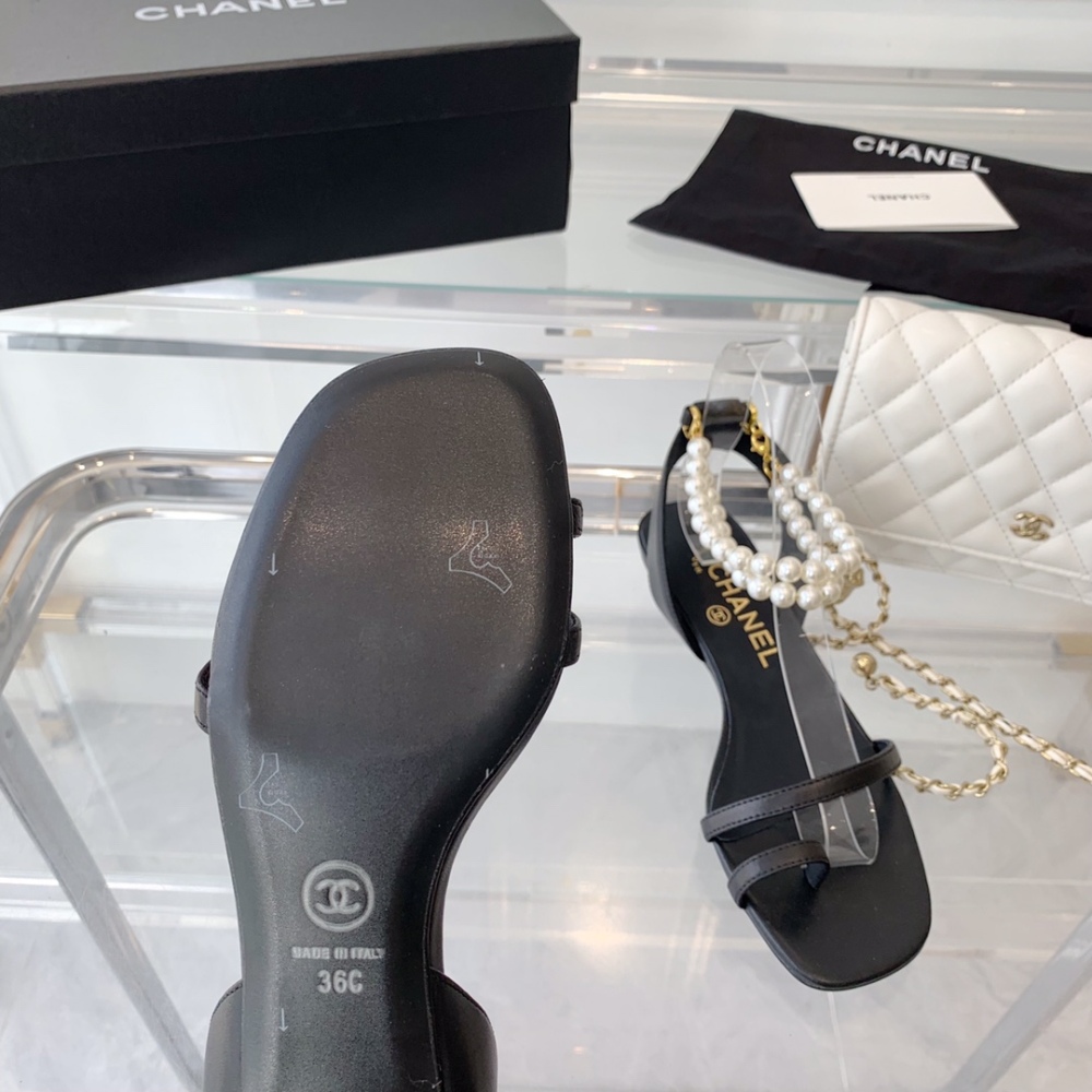 Chanel sandals 3cm
