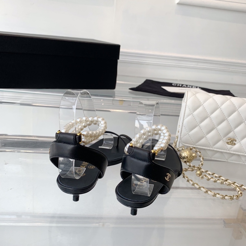 Chanel sandals 3cm