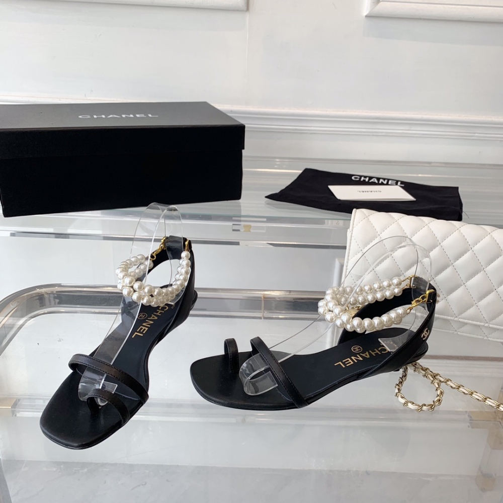 Chanel sandals 3cm