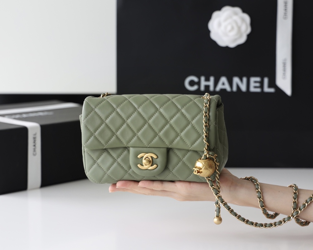 Chanel  23C cf mini Classic flap bag 1787 Mirror Boutique