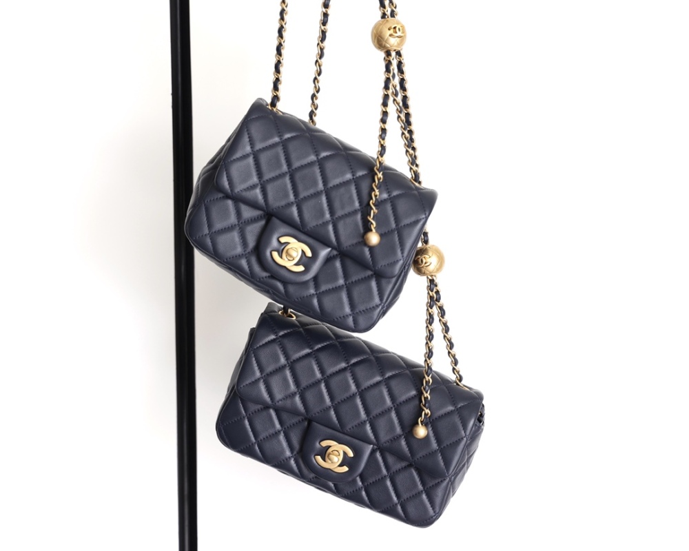 Chanel  23C cf mini Classic flap bag 1787 Mirror Boutique