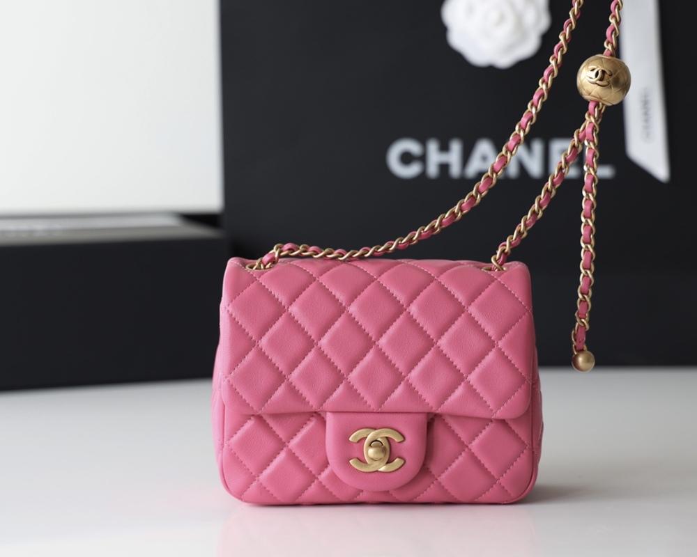 Chanel  23C cf mini Classic flap bag 1786 Mirror Boutique