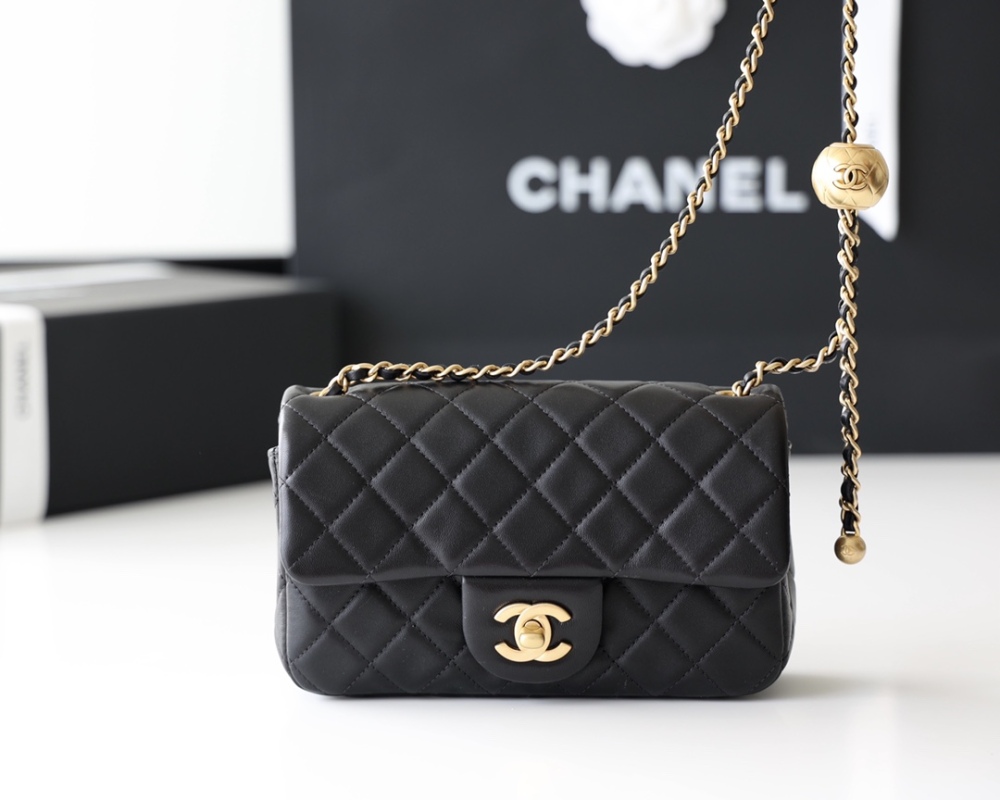 Chanel  23C cf mini Classic flap bag 1786 Mirror Boutique