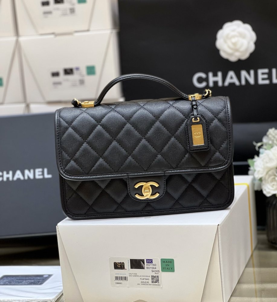 Chanel  22k  messenger bag AS3653 Mirror Boutique
