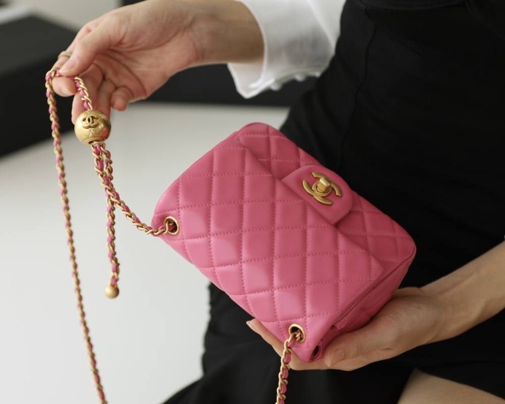 Chanel  23C cf mini Classic flap bag 1786 Mirror Boutique
