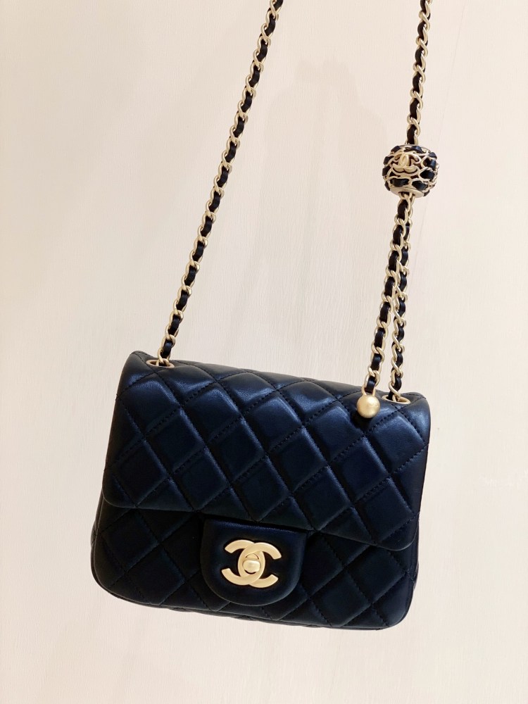 Chanel  23C cf mini Classic flap bag 1786 Mirror Boutique