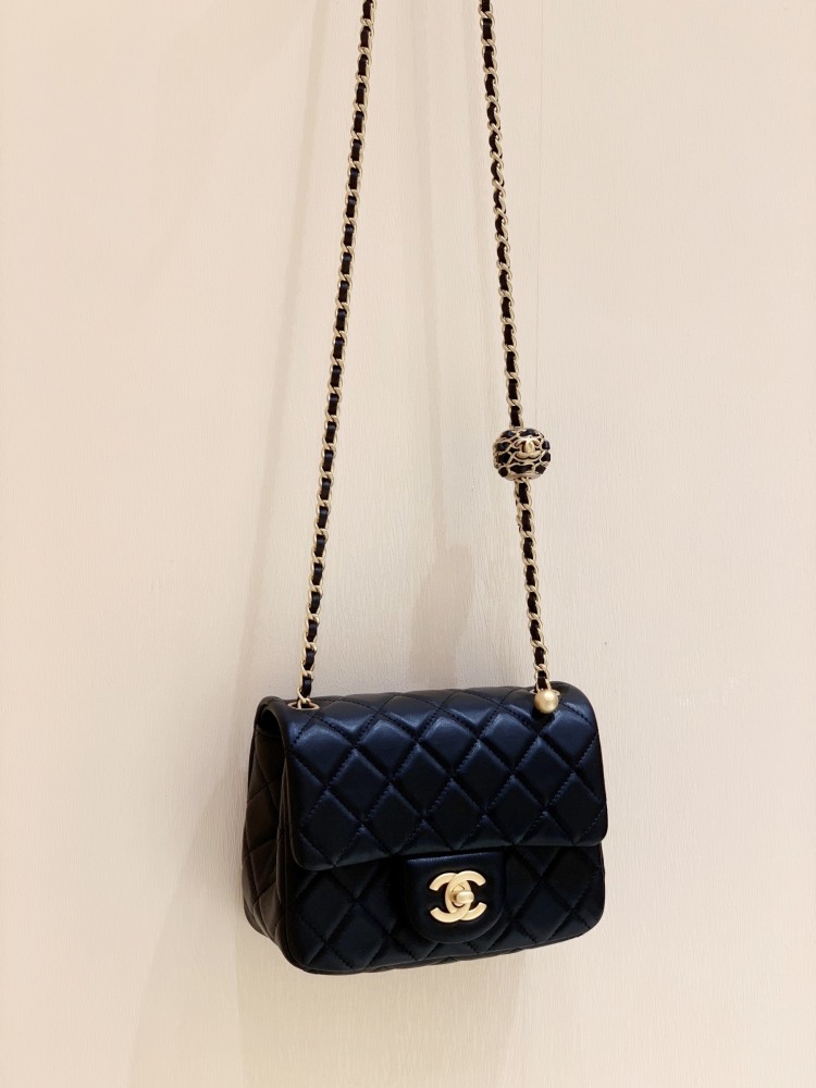 Chanel  23C cf mini Classic flap bag 1786 Mirror Boutique