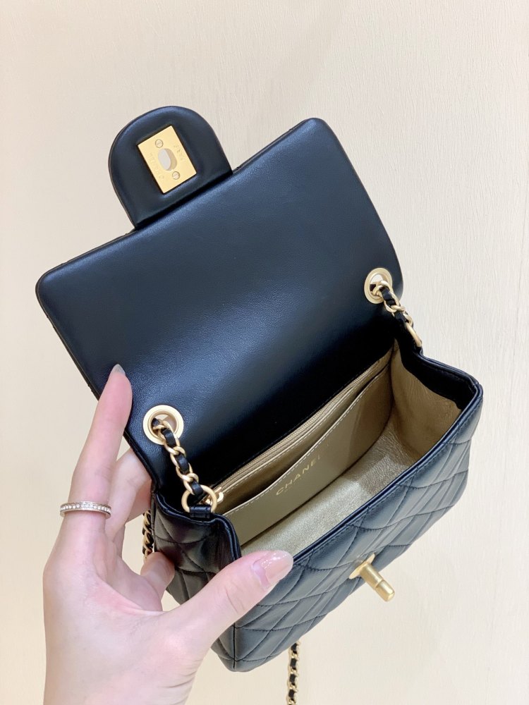 Chanel  23C cf mini Classic flap bag 1786 Mirror Boutique