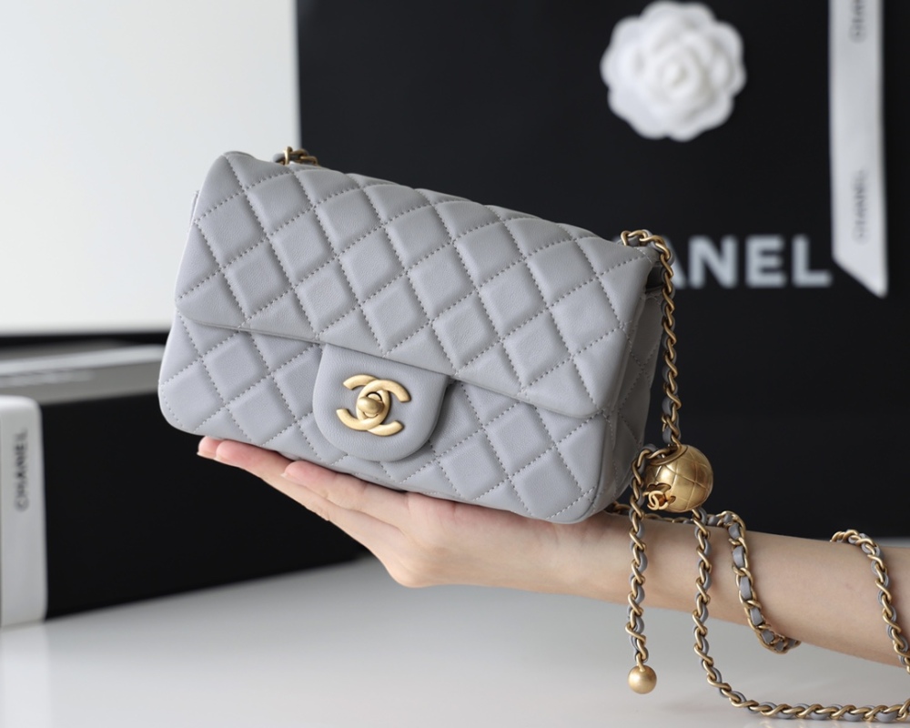 Chanel  23C cf mini Classic flap bag 1787 Mirror Boutique