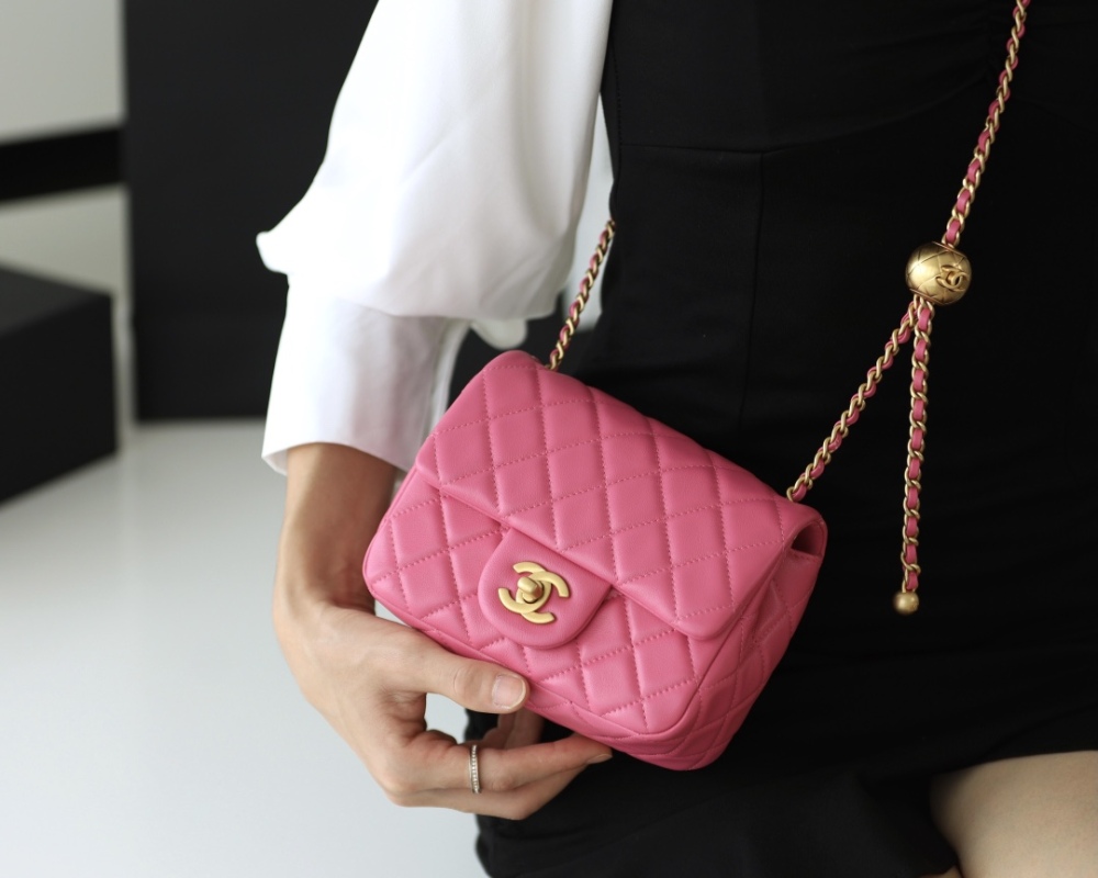 Chanel  23C cf mini Classic flap bag 1786 Mirror Boutique