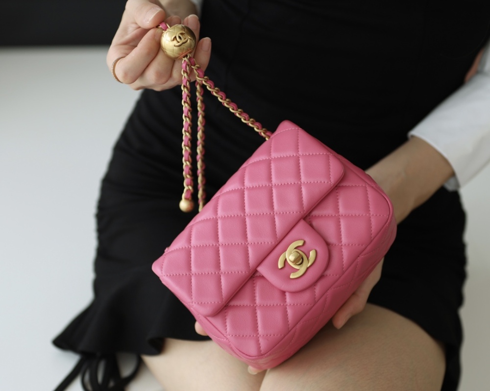 Chanel  23C cf mini Classic flap bag 1786 Mirror Boutique