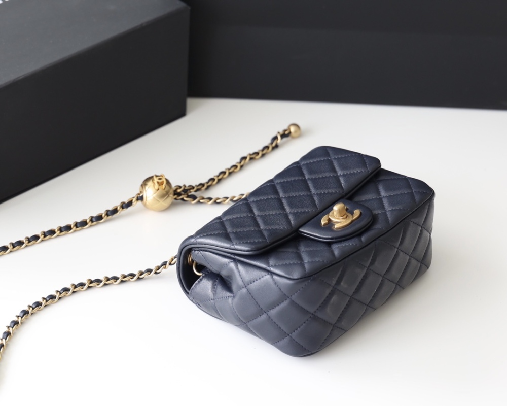Chanel  23C cf mini Classic flap bag 1786 Mirror Boutique