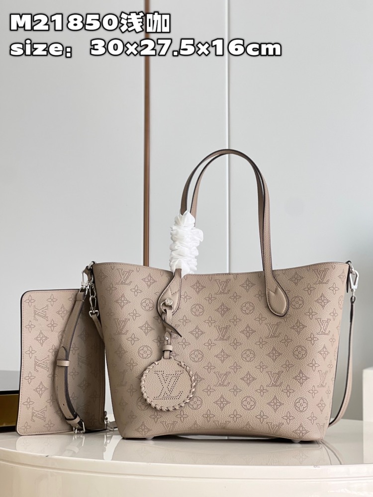 Louis Vuitton Blossom GM M21850 Mirror boutique