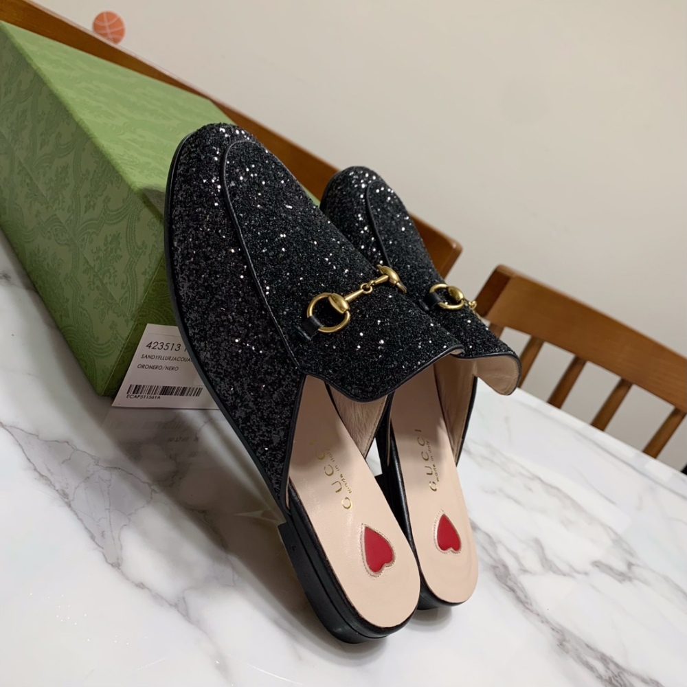 Gucci slippers