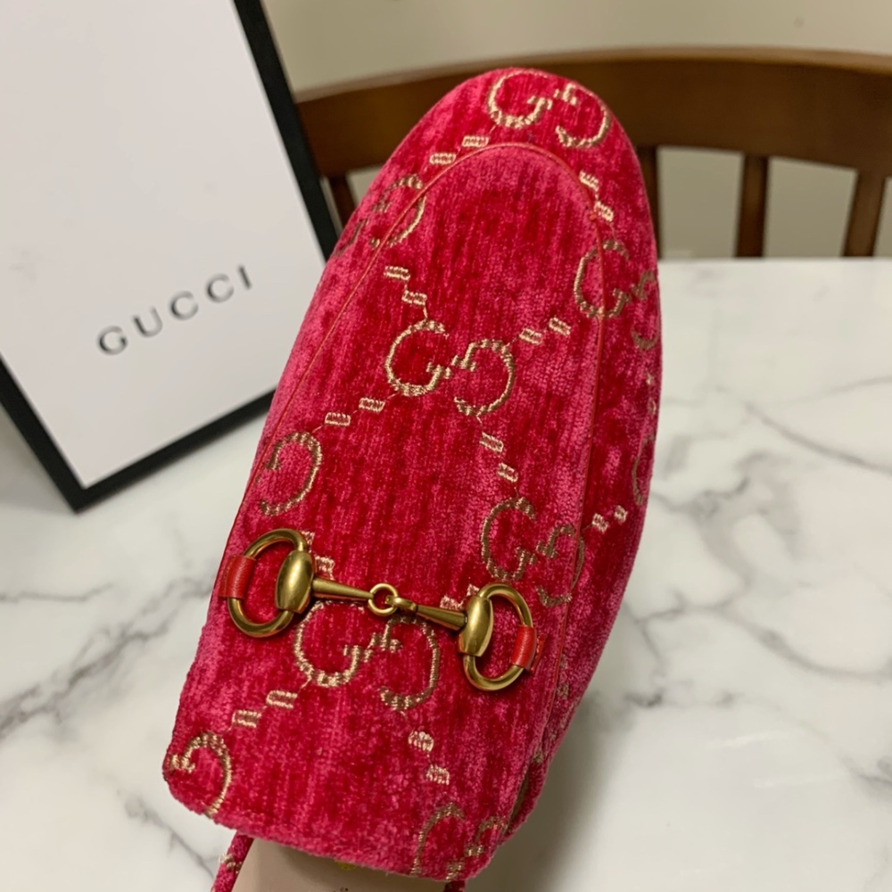 Gucci slippers
