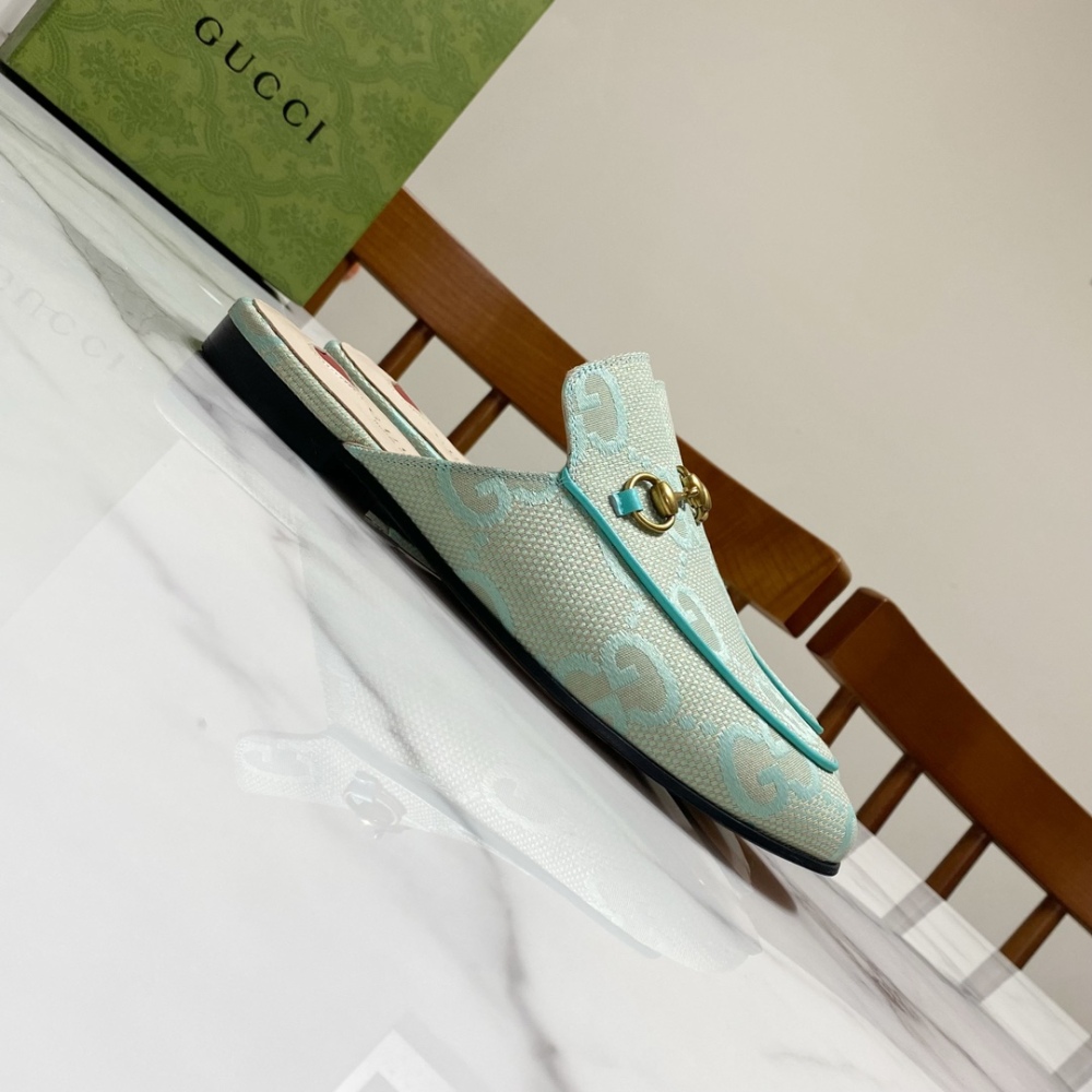 Gucci slippers
