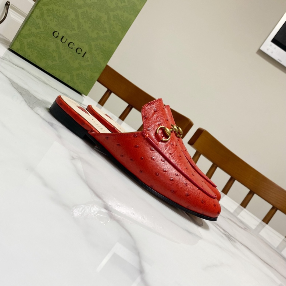 Gucci slippers