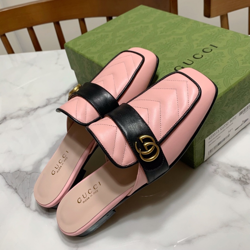 Gucci slippers