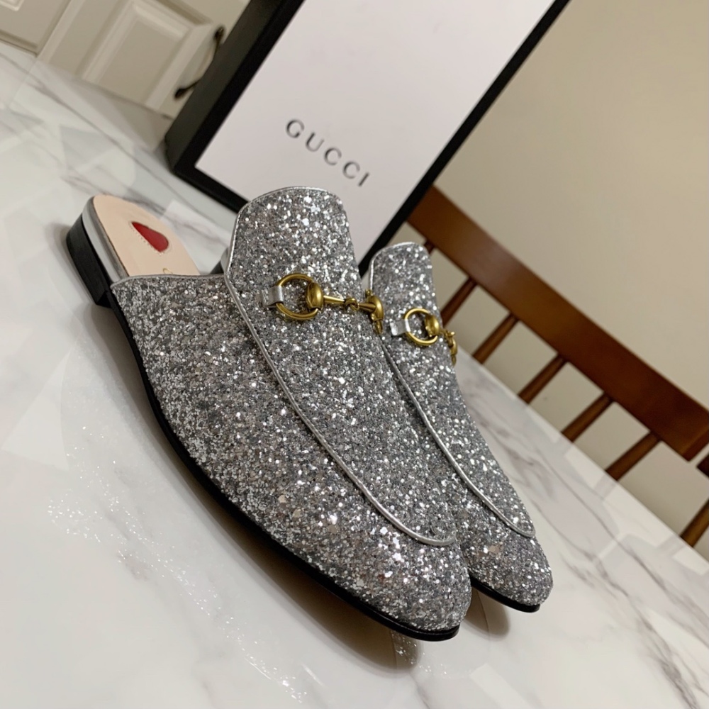 Gucci slippers