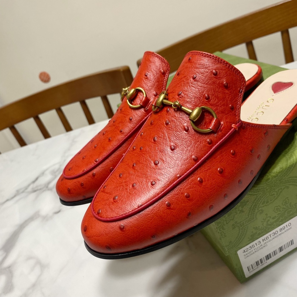 Gucci slippers