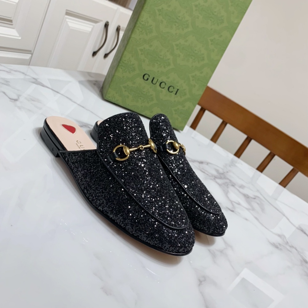 Gucci slippers