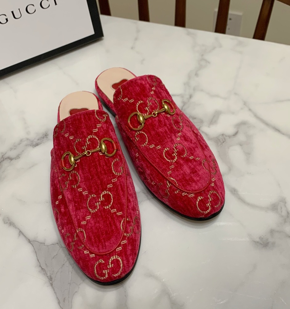 Gucci slippers