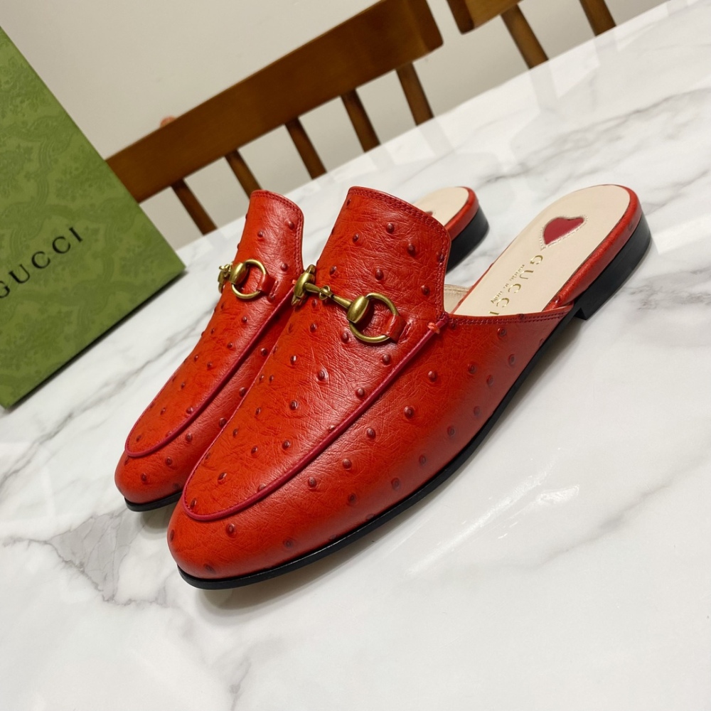 Gucci slippers