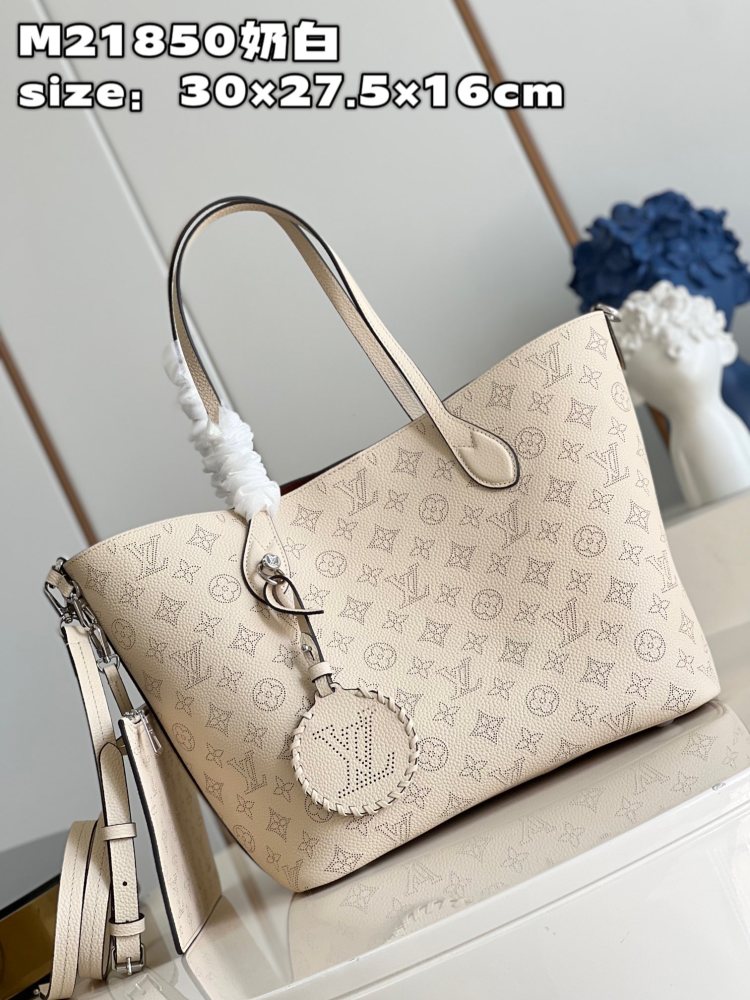 Louis Vuitton Blossom GM M21850 Mirror boutique