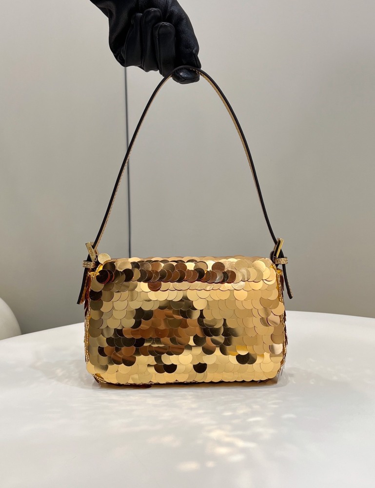 Fendi Baguette bag mini  8582 Mirror Boutique