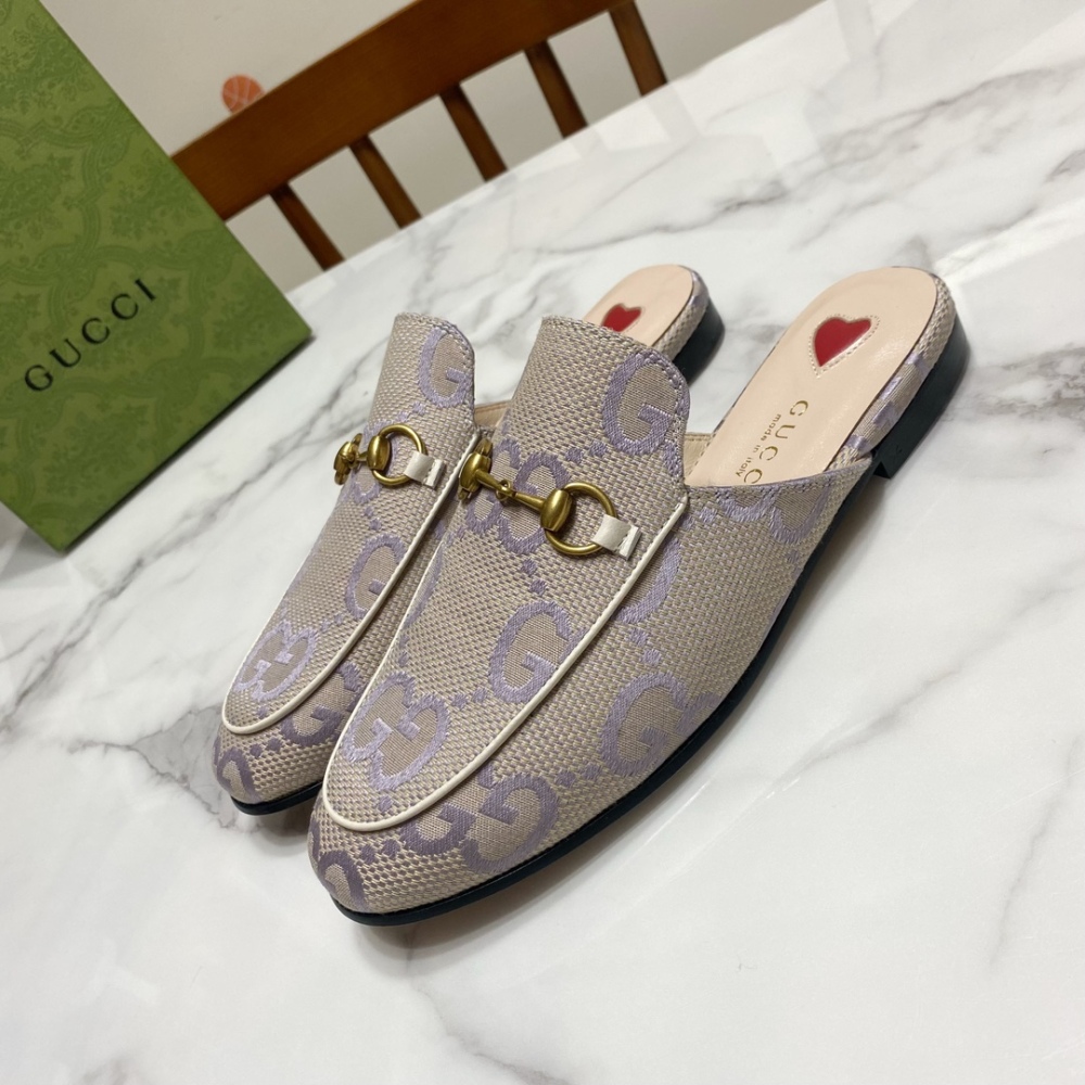 Gucci slippers