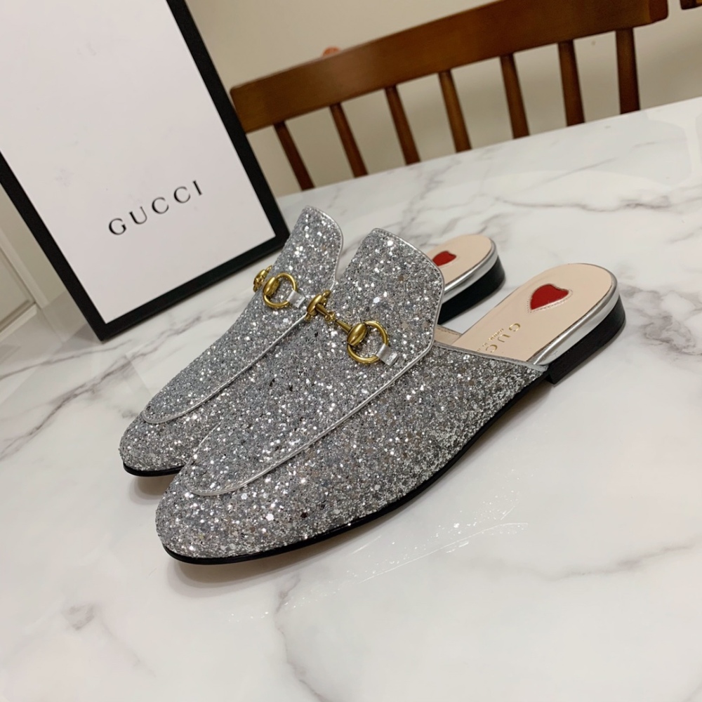 Gucci slippers