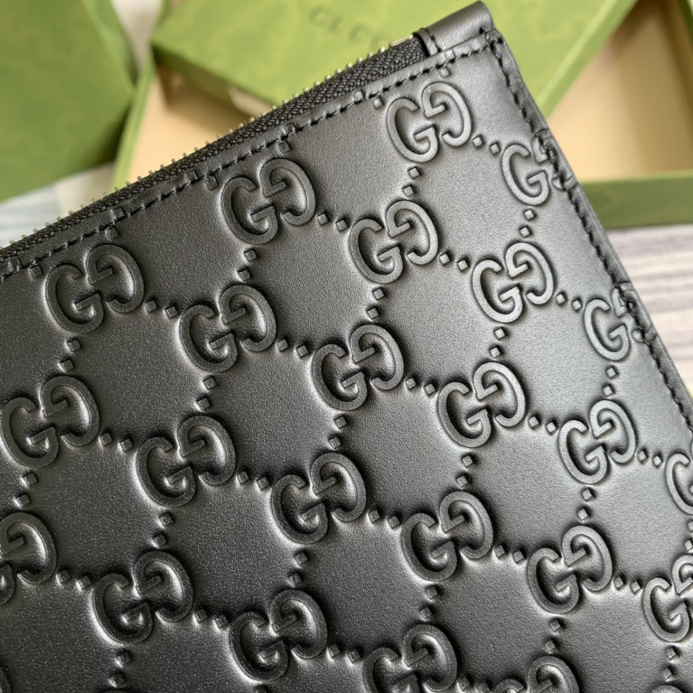 Gucci GG Marmont  pochette 473963 Mirror Boutique
