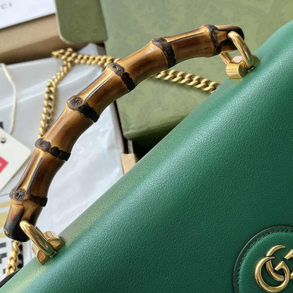 Gucci GG bamboo bag  MM 675795 Mirror Boutique