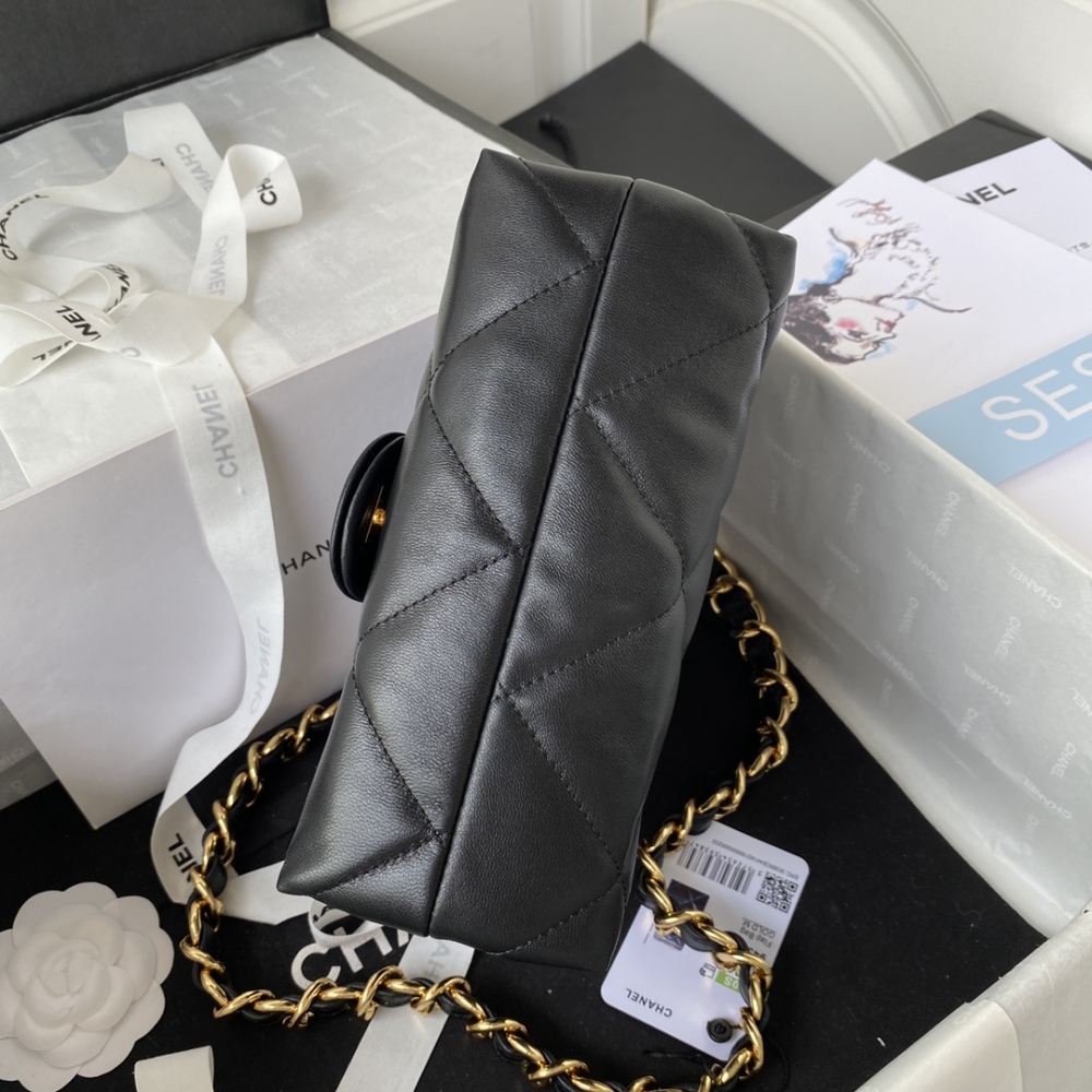 Chanel 22bs PILLOE BAG flap MM AS3498 Mirror Boutique