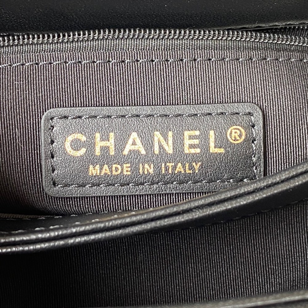 Chanel 22bs PILLOE BAG flap MM AS3498 Mirror Boutique