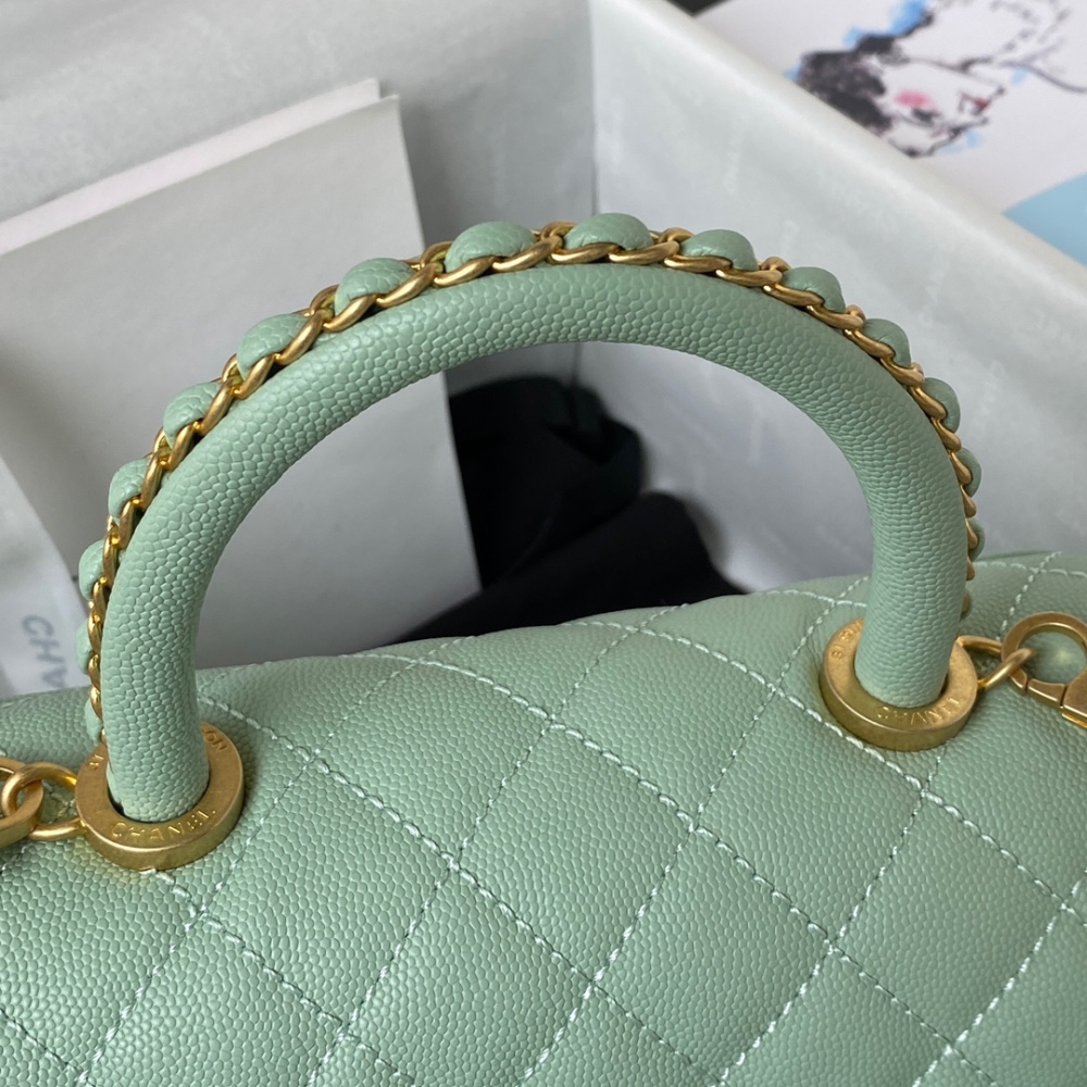 Chanel 23p cocohandle 92990 Mirror Boutique
