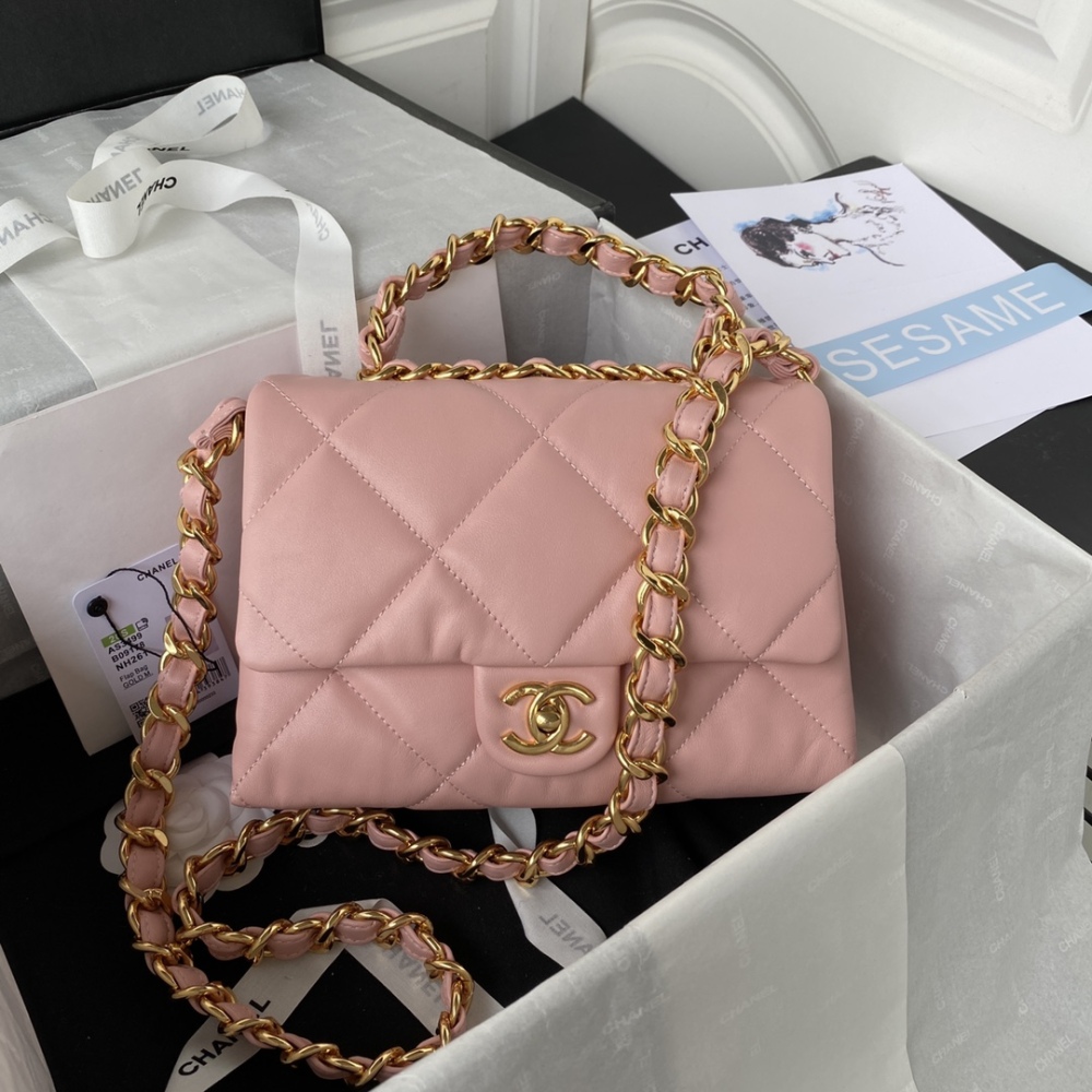 Chanel 22bs PILLOE BAG flap AS3499 Mirror Boutique