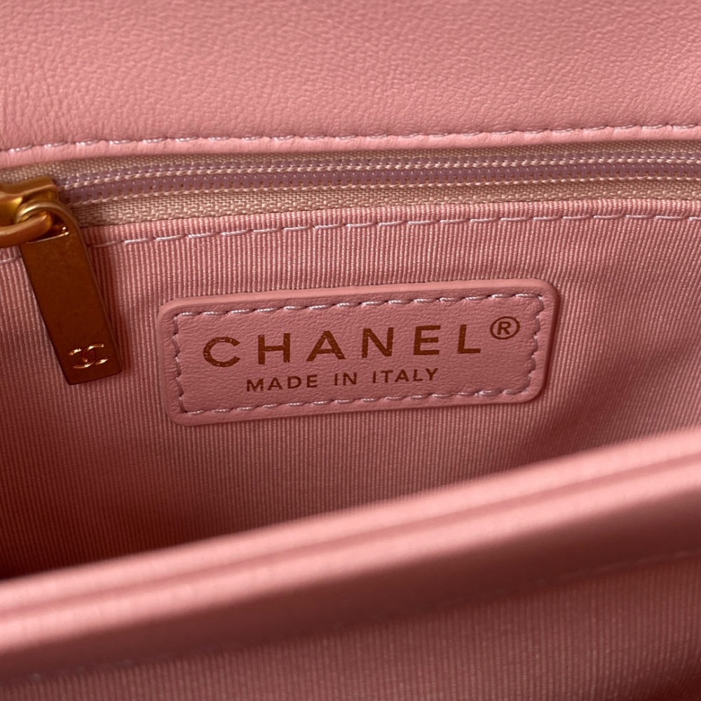 Chanel 22bs PILLOE BAG flap AS3499 Mirror Boutique