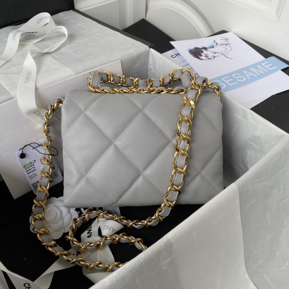 Chanel 22bs PILLOE BAG flap AS3499 Mirror Boutique