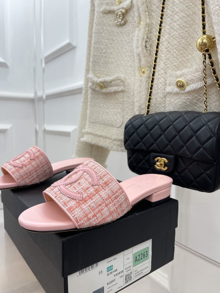 Chanel slippers 23P