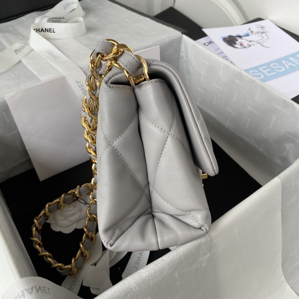 Chanel 22bs PILLOE BAG flap AS3499 Mirror Boutique
