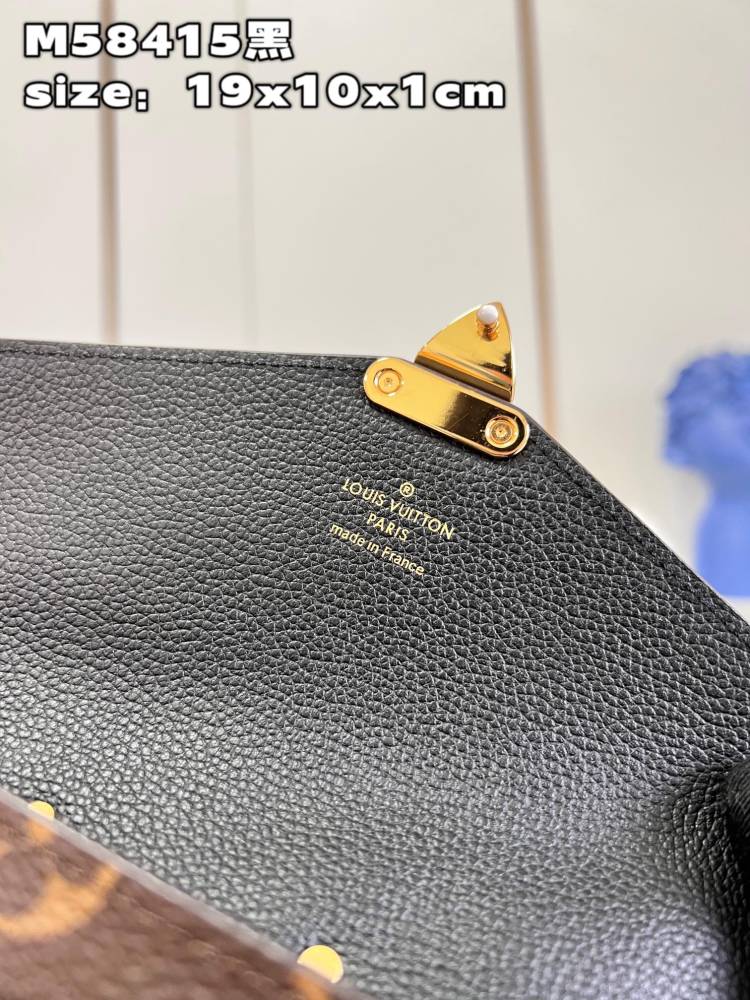 Louis Vuitton Monogram Pallas wallet M61279 Mirror boutique