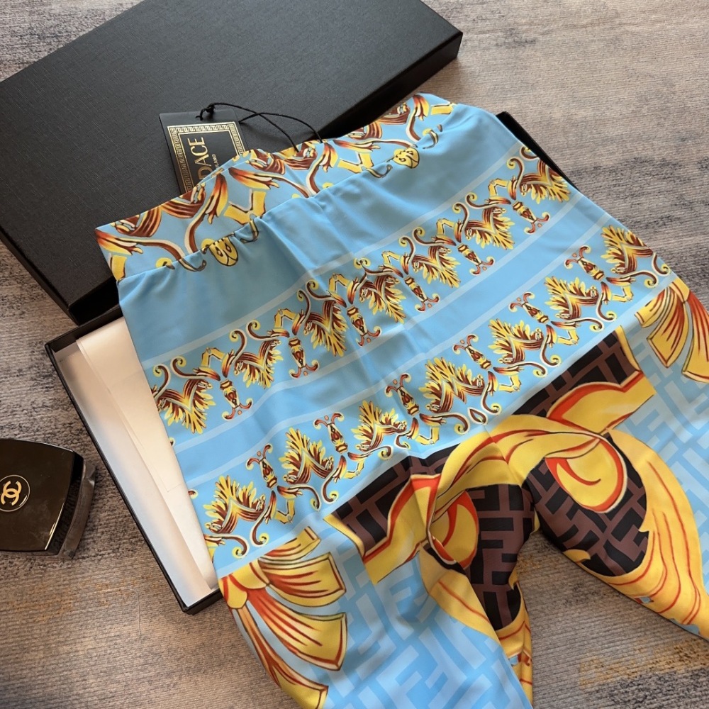VERSACE lady Yoga clothes