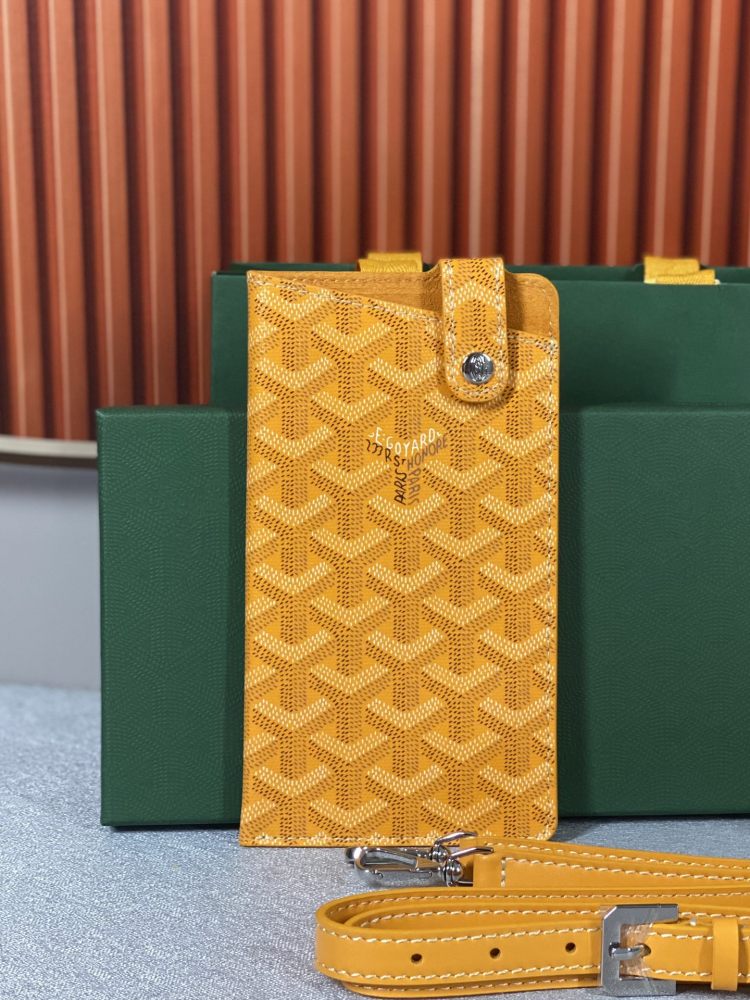 GOYARD MATIGNON case  Mirror Boutique